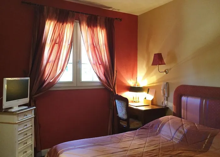 Demeure De Flore 3* Lacabarède